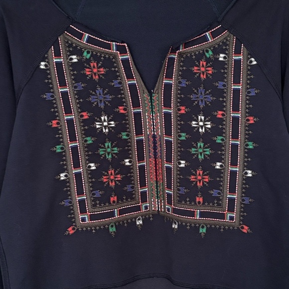 Artisan De Luxe Navy Blue Colorful Aztec Embroidered Boho Cropped Sweatshirt - Picture 8 of 12